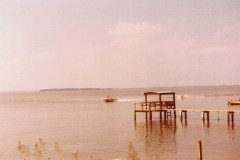 Lakehouse-water-skiing